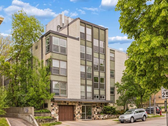821 Douglas Avenue Unit 205 Minneapolis MN 55403 - MLS# 7078441