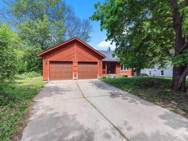 2219 Vivian Lane Saint Paul MN 55119 - MLS# 7078478