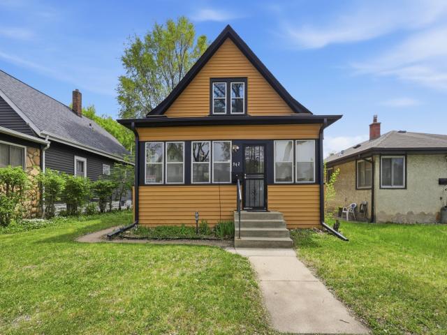 942 Central Avenue W Saint Paul MN 55104 - MLS# 7078479