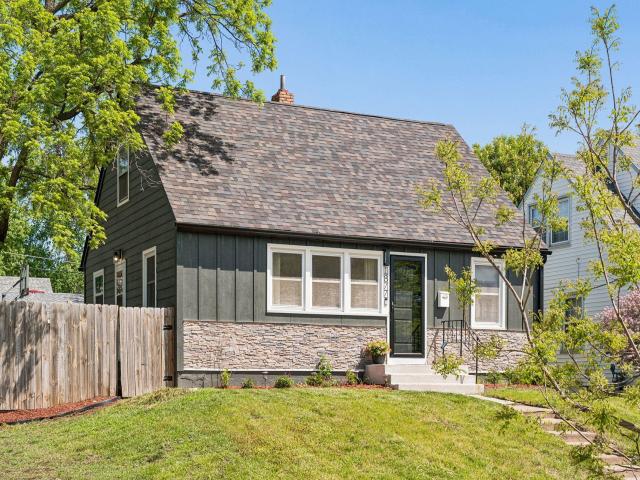 1877 Graham Avenue Saint Paul MN 55116 - MLS# 7078660