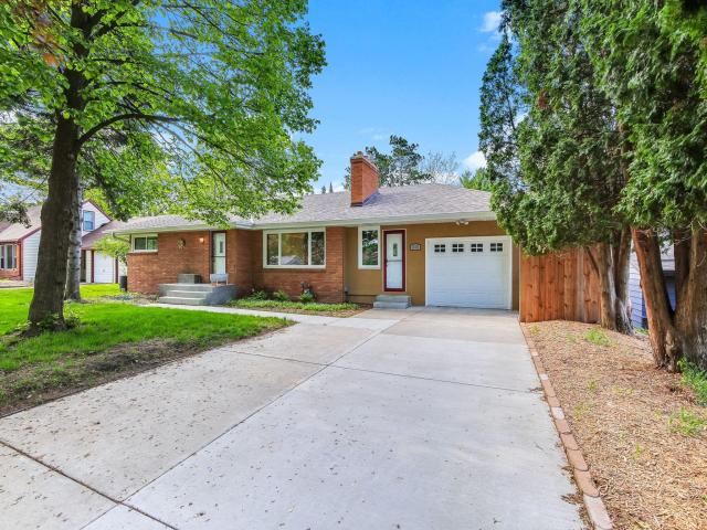 676 Shryer Avenue W Saint Paul MN 55113 - MLS# 7078760