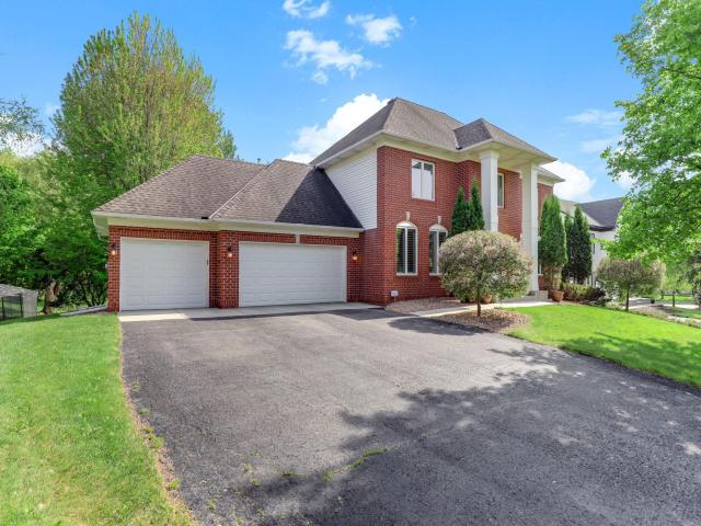 2361 Stone Creek Drive Chanhassen MN 55317 - MLS# 7078791