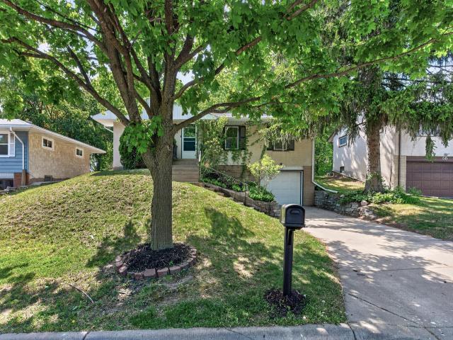 49 Flandrau Place Saint Paul MN 55106 - MLS# 7078945