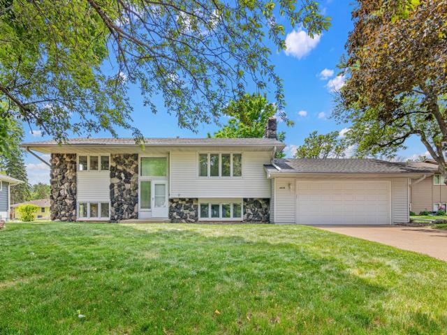 4829 Boone Circle N Minneapolis MN 55428 - MLS# 7079058