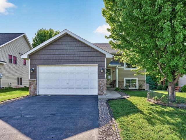 1674 Palomino Street Shakopee MN 55379 - MLS# 7079077