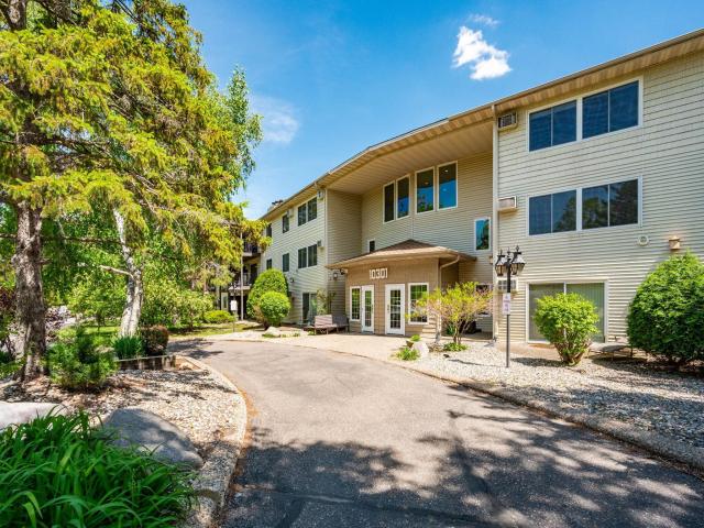 10301 Cedar Lake Road Unit 201 Hopkins MN 55305 - MLS# 7079111