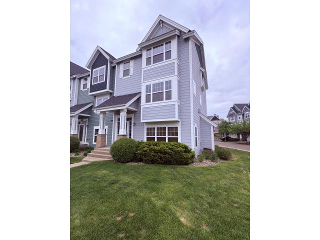 15555 Eagles Nest Way Unit 705 Apple Valley MN 55124 - MLS# 7079452