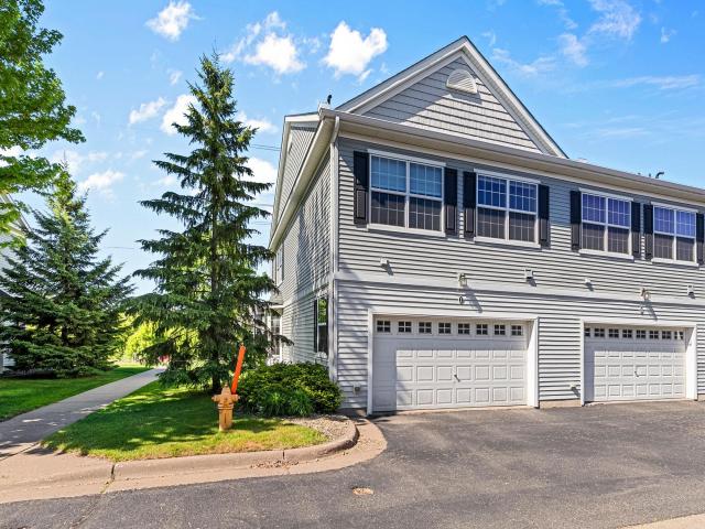 1617 Legacy Parkway E Unit 1 North Saint Paul MN 55109 - MLS# 7079521