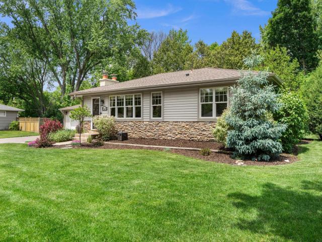 15620 2nd Avenue N Plymouth MN 55447 - MLS# 7079641