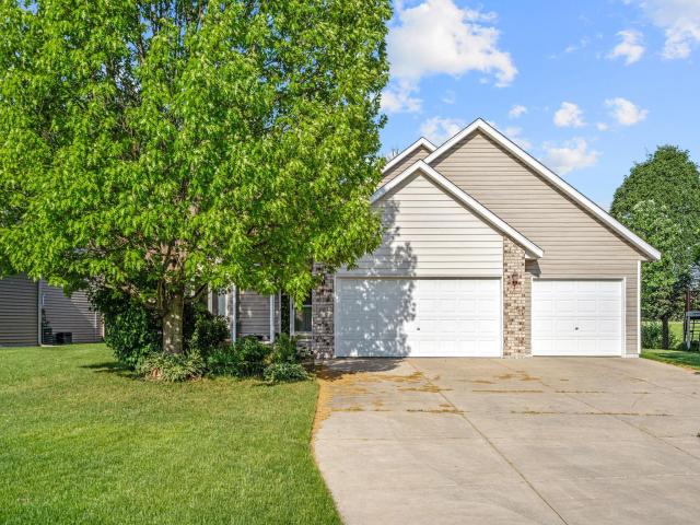 2012 Sunnyview Lane Northfield MN 55057 - MLS# 7079941