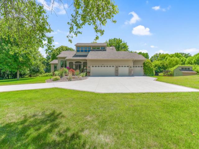 8141 Maplewood Terrace Chanhassen MN 55317 - MLS# 7079946