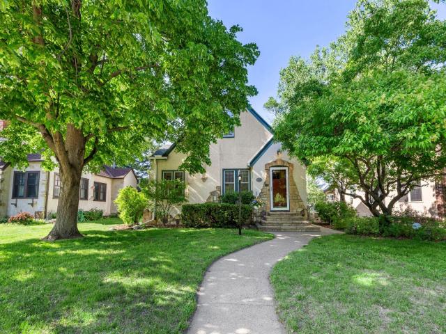 2708 Victory Memorial Drive Minneapolis MN 55412 - MLS# 7080072