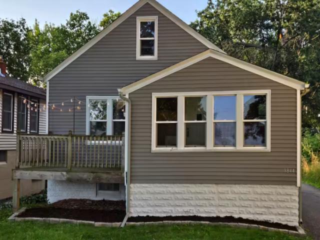 1844 E Shore Drive Saint Paul MN 55109 - MLS# 7080271