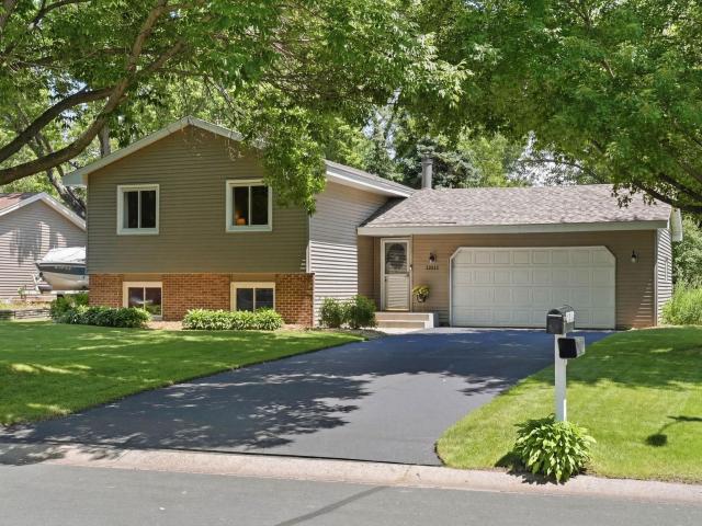 12011 Cree Street NW Coon Rapids MN 55433 - MLS# 7080329