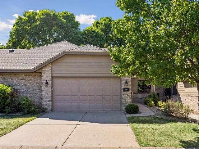 14397 Embassy Way Apple Valley MN 55124 - MLS# 7080348