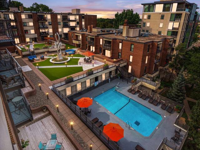 52 Groveland Terrace Unit A304 Minneapolis MN 55403 - MLS# 7080474