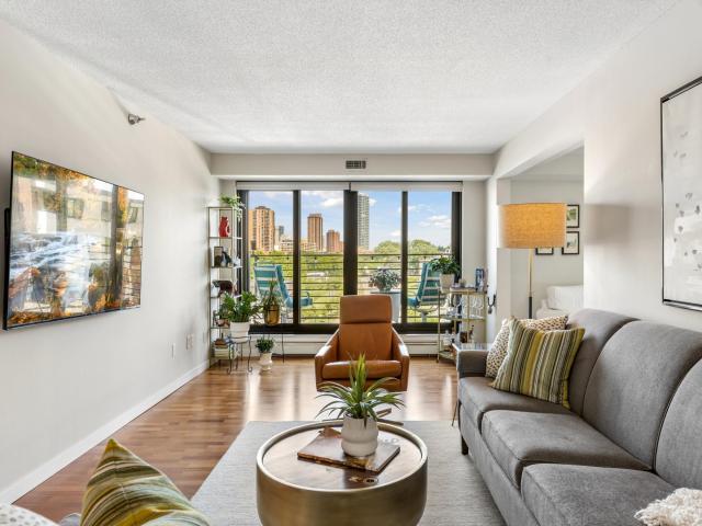 52 Groveland Terrace Unit A302 Minneapolis MN 55403 - MLS# 7080554