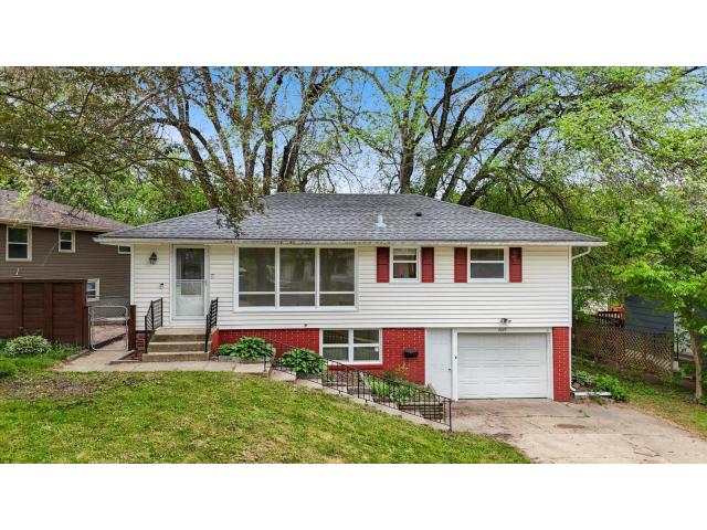 2649 11th Avenue NW Rochester MN 55901 - MLS# 7080626