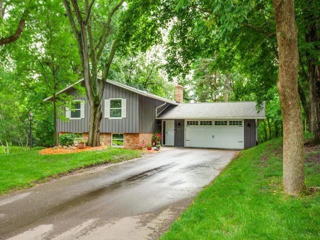 15841 N Hillcrest Court Eden Prairie MN 55346 - MLS# 7080769