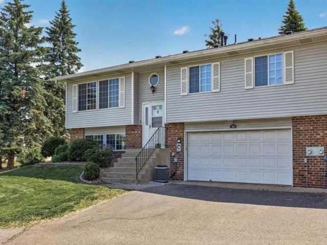 4450 Clover Lane Eagan MN 55122 - MLS# 7080784