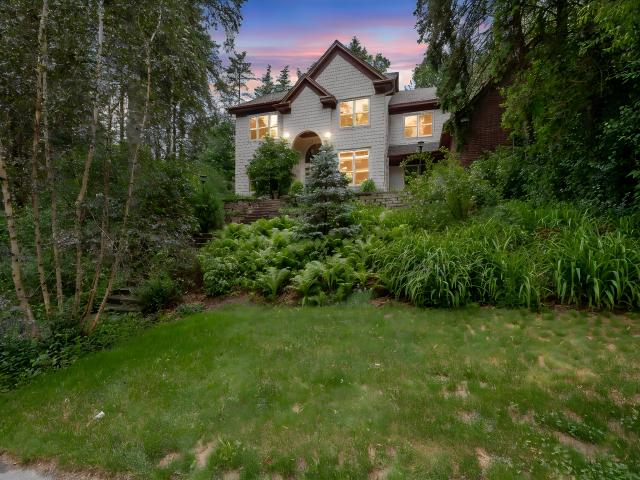 1536 Shannon Drive Woodbury MN 55125 - MLS# 7081011