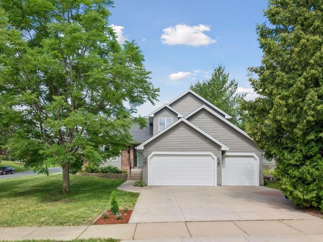 9994 Dunberry Circle Eden Prairie MN 55347 - MLS# 7081067