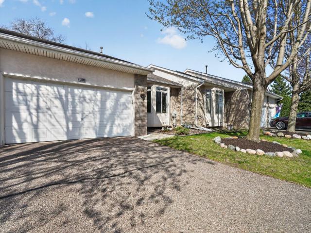 13310 Glenhaven Court Saint Paul MN 55124 - MLS# 7081141