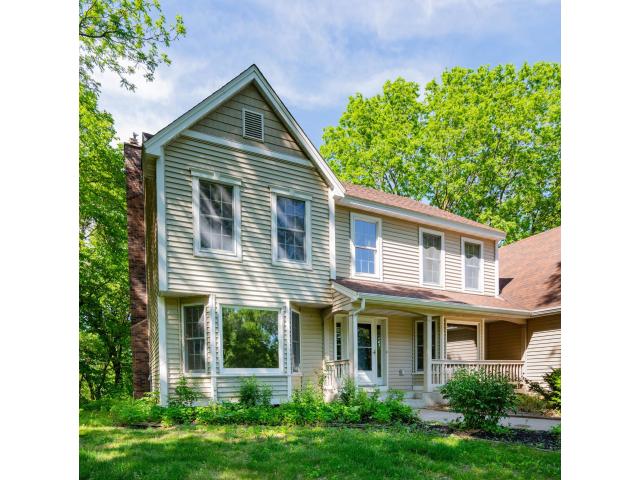 875 Midwest Trail N Lake Elmo MN 55042 - MLS# 7081197