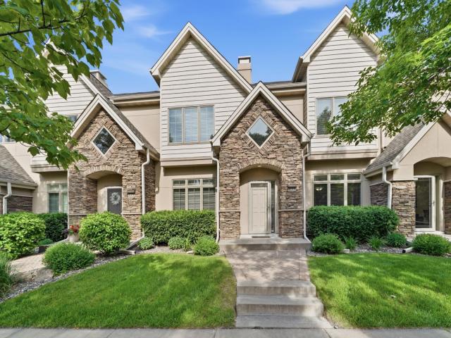 635 Willoughby Way W Minnetonka MN 55305 - MLS# 7081222