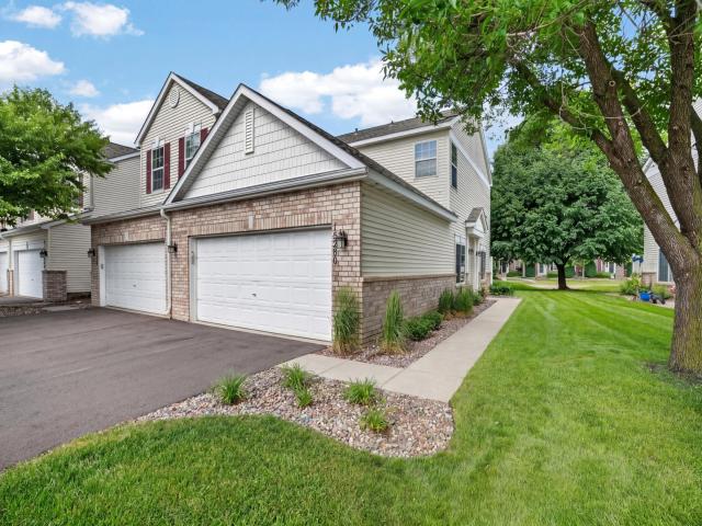 15280 Flower Way Unit 230 Apple Valley MN 55124 - MLS# 7081285