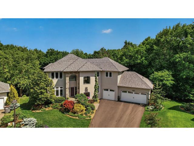 381 Del Rio Drive Chanhassen MN 55317 - MLS# 7081455