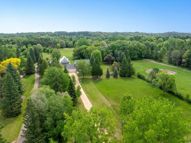 2733 Neal Avenue N Stillwater MN 55082 - MLS# 7081473