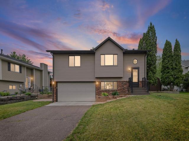 1346 Cope Avenue E Saint Paul MN 55109 - MLS# 7081491