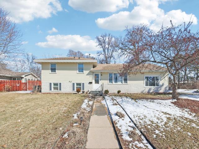 7700 Sierra Parkway Minneapolis MN 55444 - MLS# 7081809