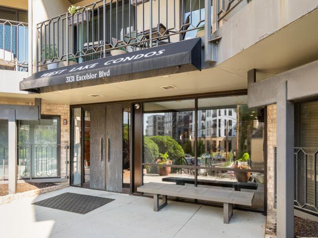 3131 Excelsior Boulevard Unit 713 Minneapolis MN 55416 - MLS# 7082017