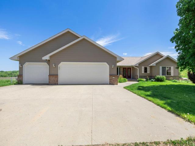 440 Kuntz Drive Maple Plain MN 55359 - MLS# 7082040