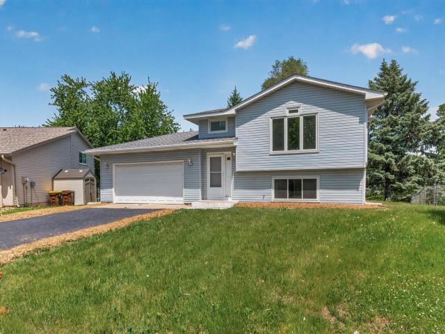 4000 W 137th Street Savage MN 55378 - MLS# 7082564