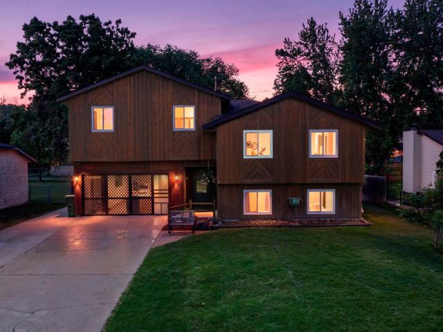 260 107th Lane NW Minneapolis MN 55448 - MLS# 7082700