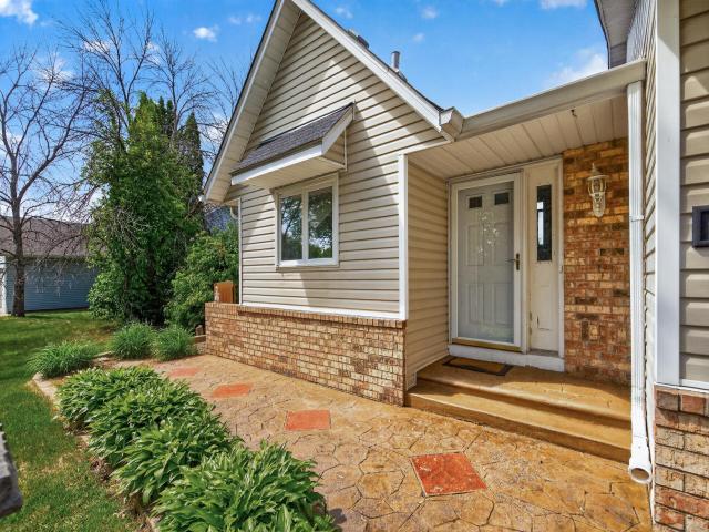 15264 92nd Place N Maple Grove MN 55369 - MLS# 7082780
