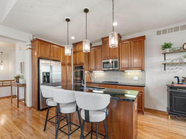 4730 Walnut Grove Lane N Minneapolis MN 55446 - MLS# 7082830