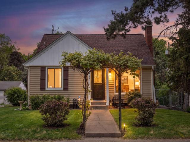 2744 Zenith Avenue N Minneapolis MN 55422 - MLS# 7082858
