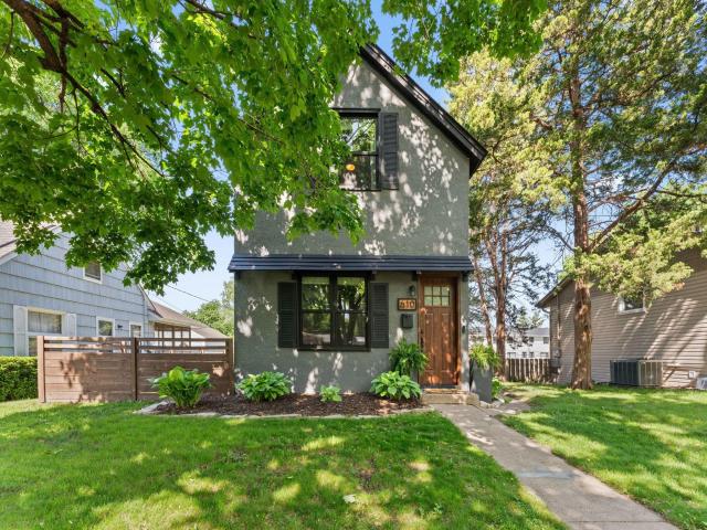 610 7th Avenue S Hopkins MN 55343 - MLS# 7082895