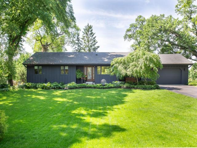 24295 Wood Drive Excelsior MN 55331 - MLS# 7082918