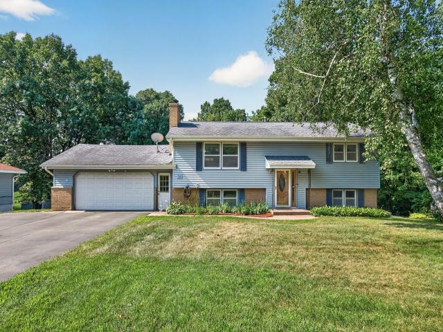 2261 139th Avenue NW Andover MN 55304 - MLS# 7082927