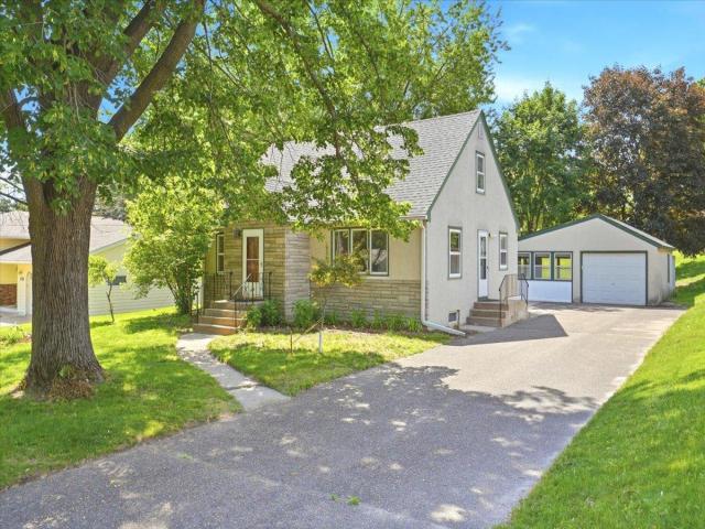 568 Shryer Avenue W Saint Paul MN 55113 - MLS# 7082948