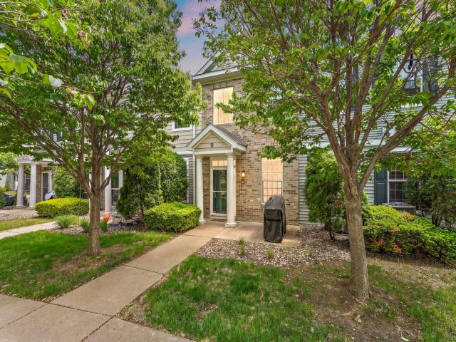 1610 Woodlynn Avenue Unit 3 Saint Paul MN 55109 - MLS# 7082963