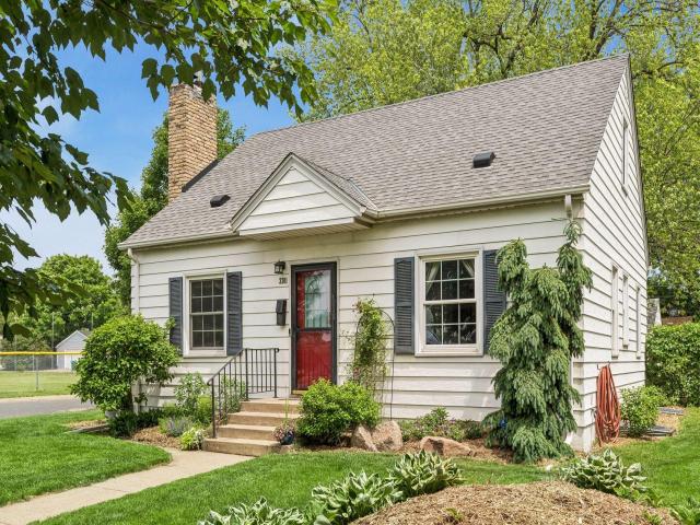 3301 Brownlow Avenue Saint Louis Park MN 55426 - MLS# 7083027