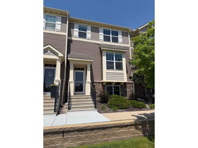 8967 SW Village Loop Chanhassen MN 55317 - MLS# 7083265