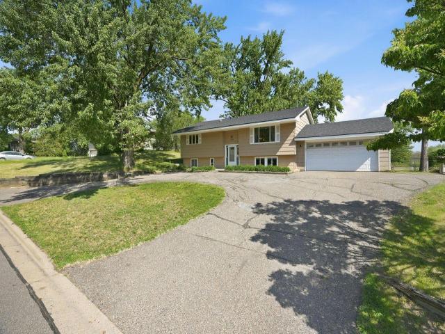 1604 W 131st Street Burnsville MN 55337 - MLS# 7083552