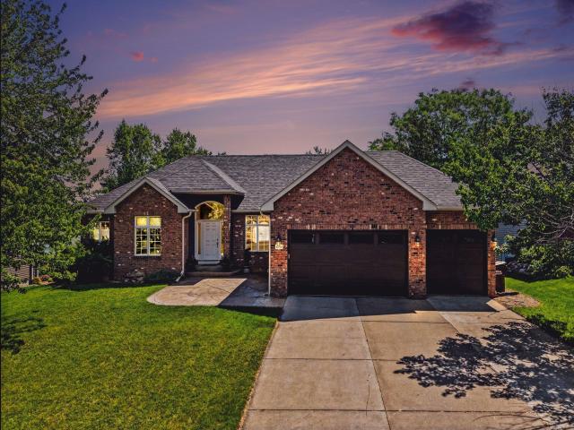 8150 9th Street Place N Saint Paul MN 55128 - MLS# 7083578